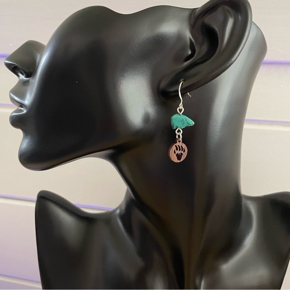2/$29 Handmade Turquoise Bear & Wood Carved Claw Drop Earrings 1.5” Nature - Picture 3 of 3